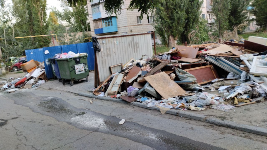 Мэрия Волгограда оправдалась за заваленный мусором город 