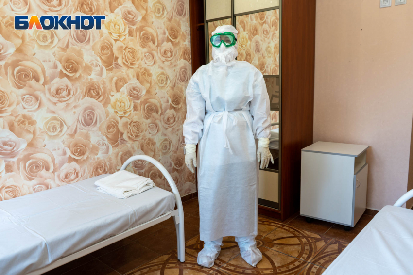 Забытую врачами беременную с COVID-19 осмотрели дома спустя час после обращения в “Блокнот Волгоград”