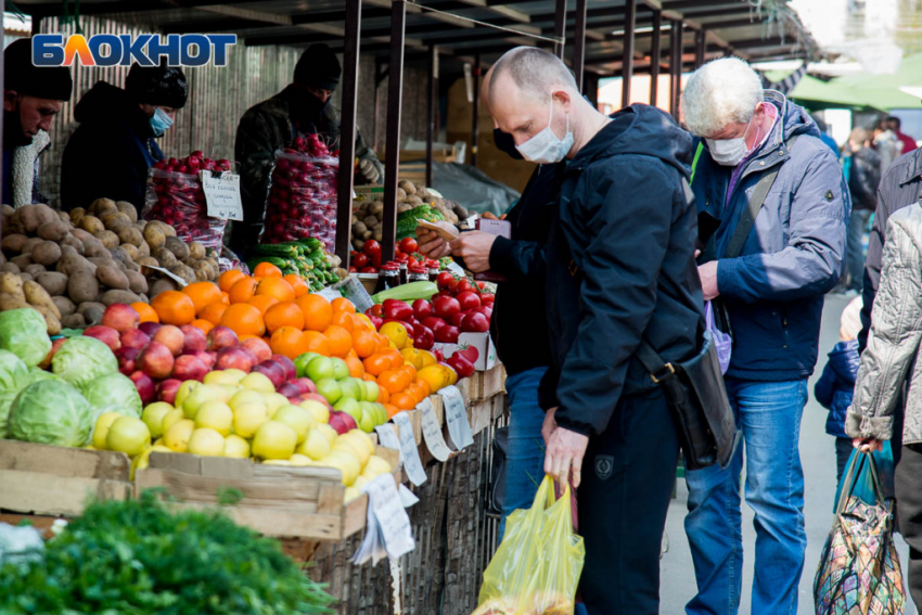 Жители Волгоградской области более 600 раз пожаловались чат-боту на дорогие сахар и капусту
