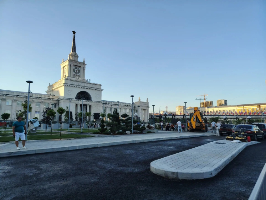 Раскрыта главная интрига Привокзальной площади в Волгограде: откуда бежать с чемоданами