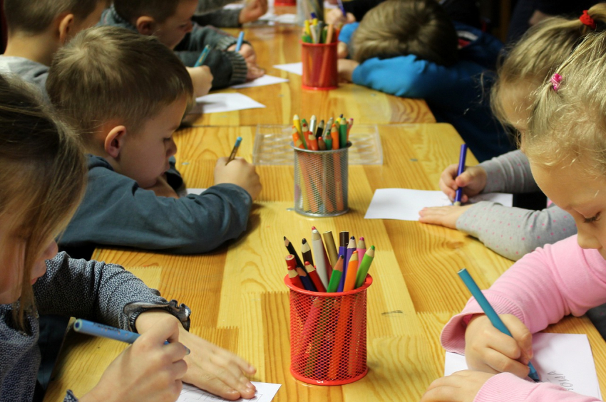 В сфере дошкольного образования в Волгоградской области работают 10 тысяч педагогов