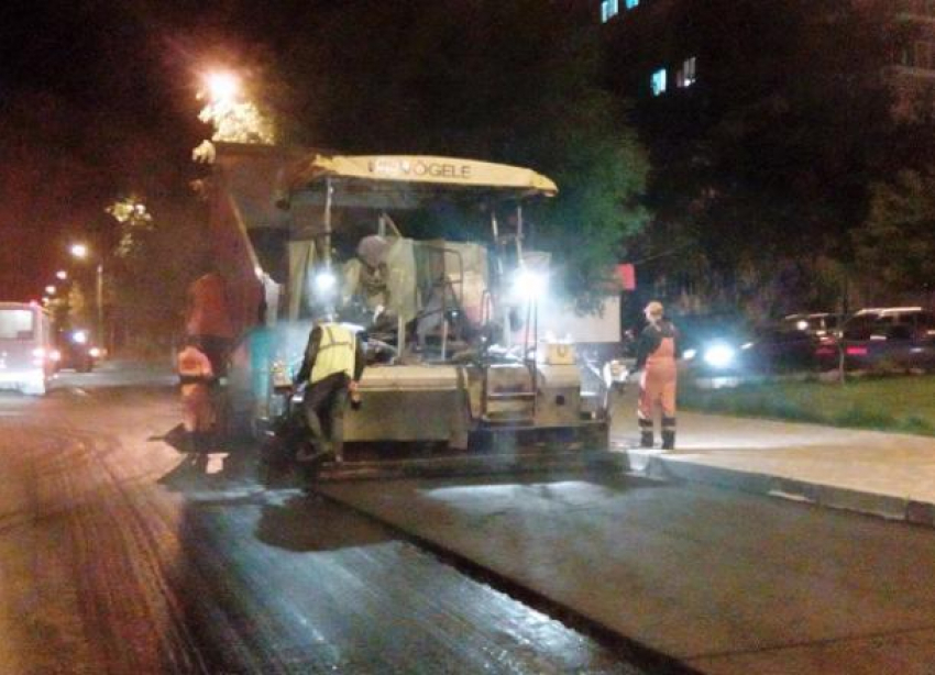 В Волгограде отремонтировали трамвайный переезд на Елецкой