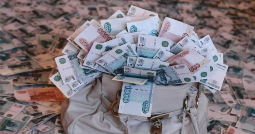 В Волгограде начальница почты регулярно похищала деньги из кассы 