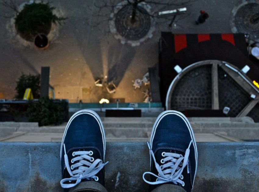 В Камышине 41-летний мужчина ночью выпрыгнул с балкона 5 этажа