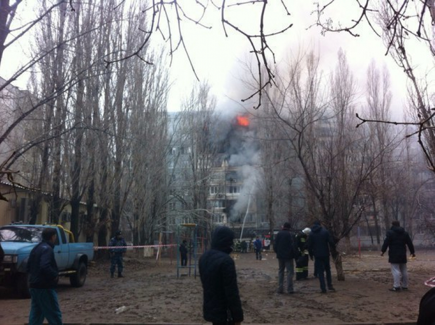 В Волгограде устанавливают личность погибшего при взрыве доме 