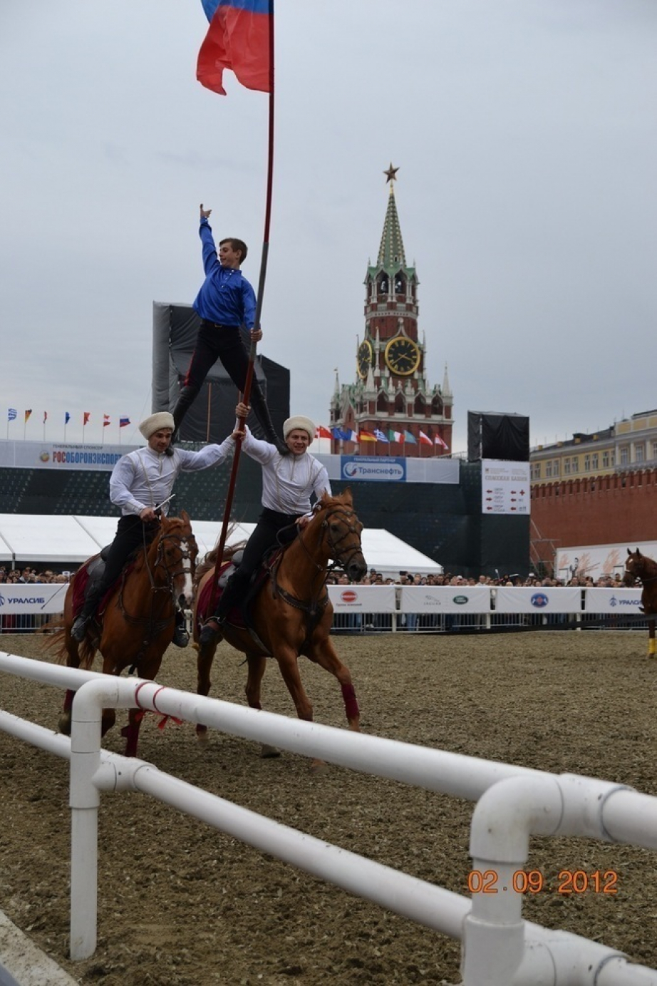 Воспитанники Казачьего конно-спортивного клуба приняли участие в фестивале на Красной площади