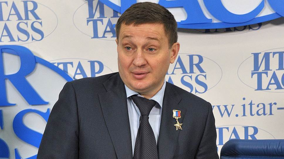 Волгоградский губернатор опустился на 42 строчку в рейтинге влияния глав субъектов РФ