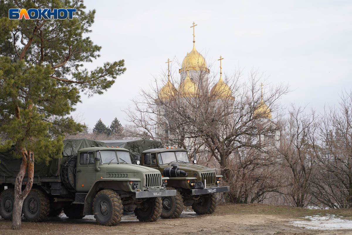 В ходе спецоперации на Украине погибли двое военных из Волгоградской  области - Валерий Коваленко и Александр Бахарев