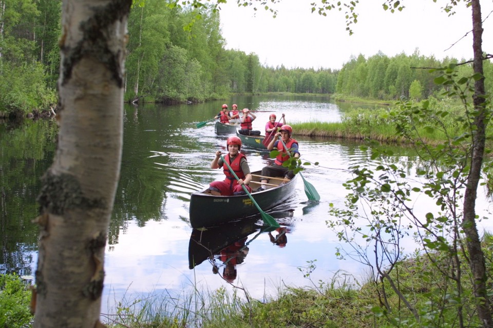 Canoeing in Jongunjoki river.jpg