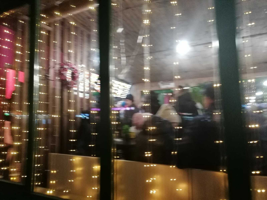 1.jpg 1.jpg