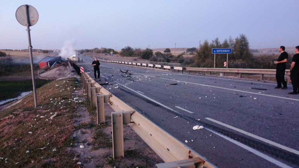 yiCHEurlSyw.jpg yiCHEurlSyw.jpg