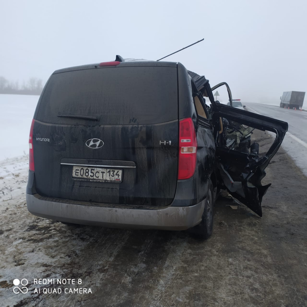 Ехали две семьи: подробности ДТП, где разбились волгоградцы, выжили только  дети